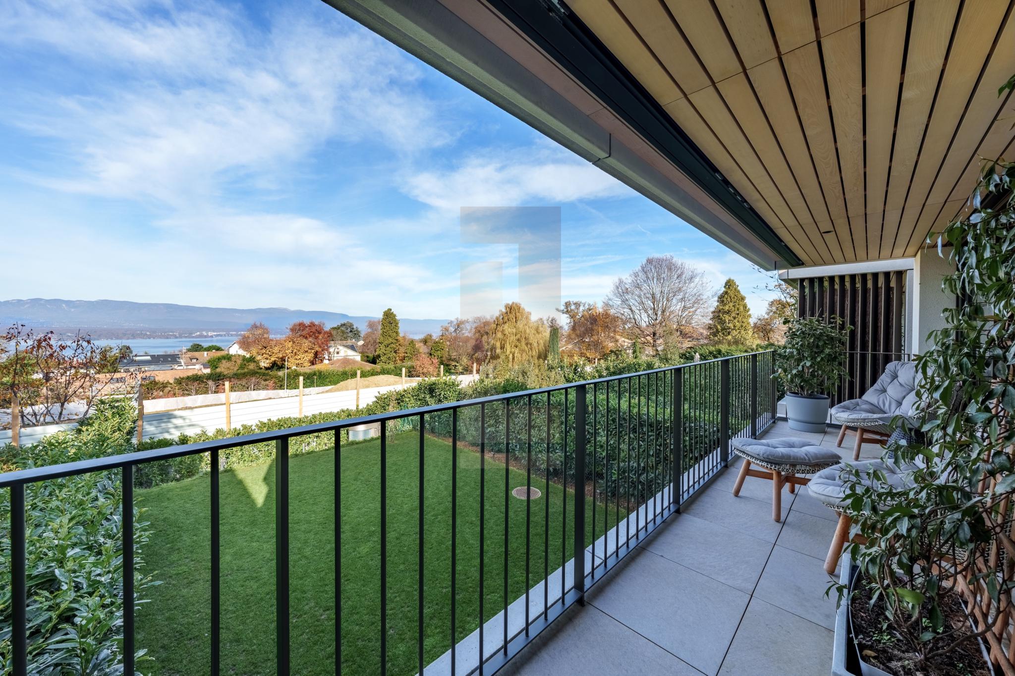 Exclusivité : Maison contemporaine clé en main avec vue lac