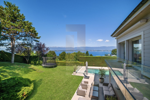 Sublime maison avec vue lac à Anières